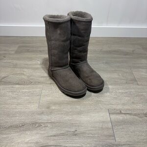 UGG classic tall II charcoal boots US size 8